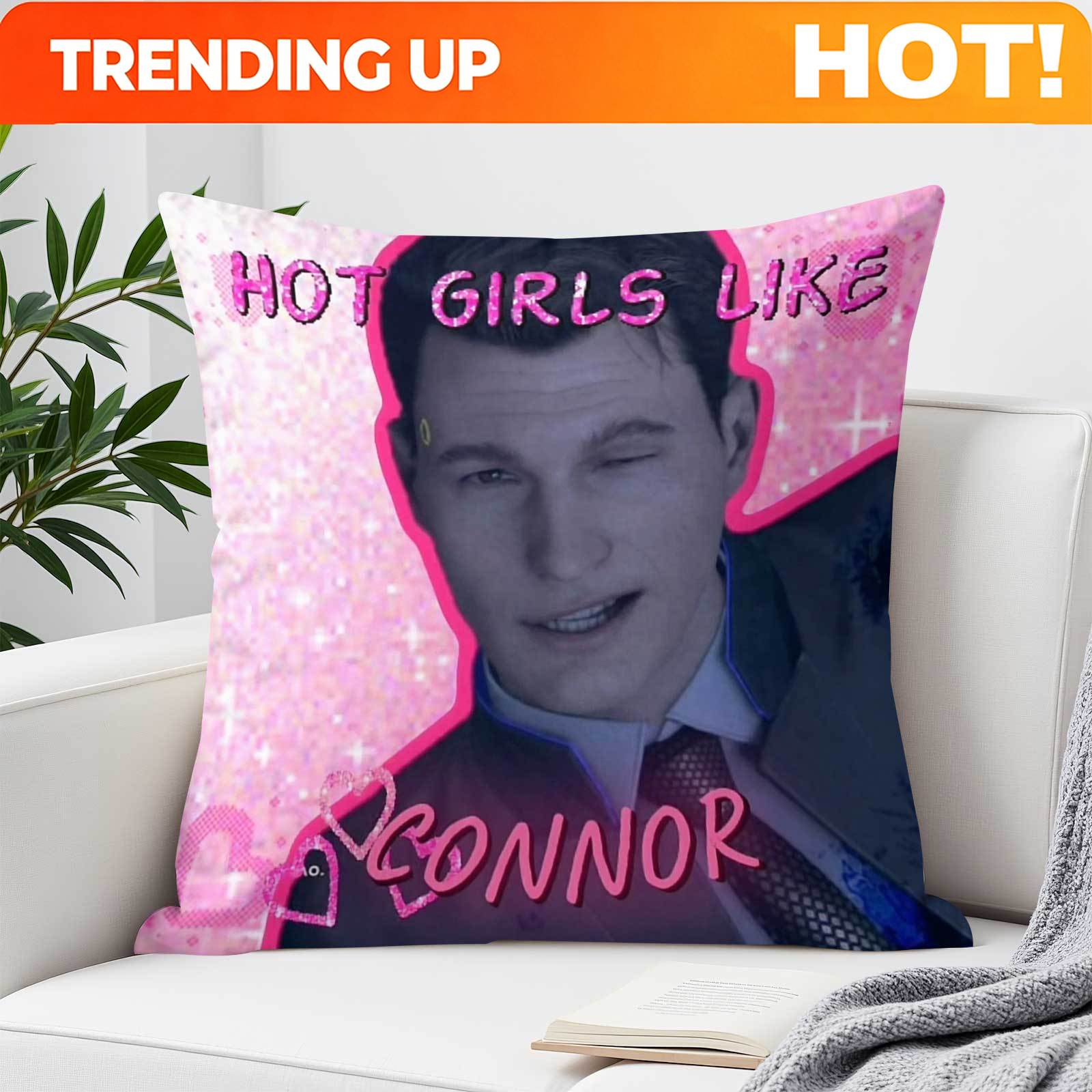 カスタマイズ可能な1個入り CONNOR SO HOT ピン - Throw Pillow のレビューと価格