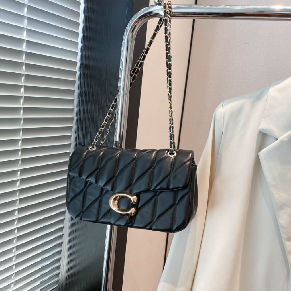 ヨーロッパ風のデザインで人気の高い、高級感のあるレトロなレデ - Interior Design High End のレビューと価格