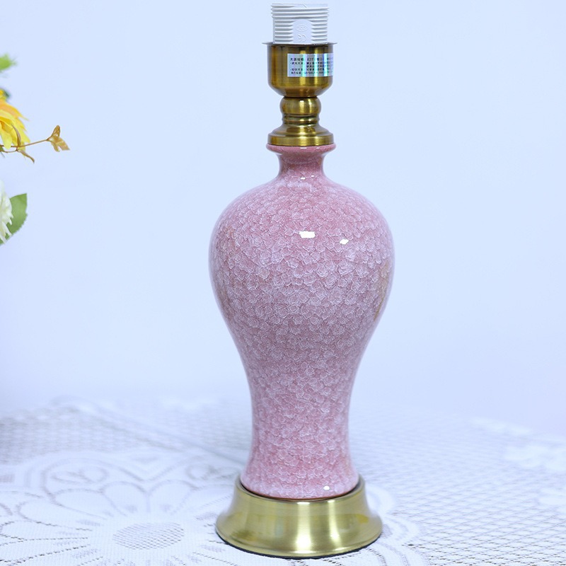 景徳鎮製の陶器製花瓶型デスクランプ。中国の高級感あふれる寝室 - Vase Decor のレビューと価格